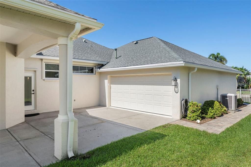 For Sale: $825,000 (3 beds, 2 baths, 2089 Square Feet)