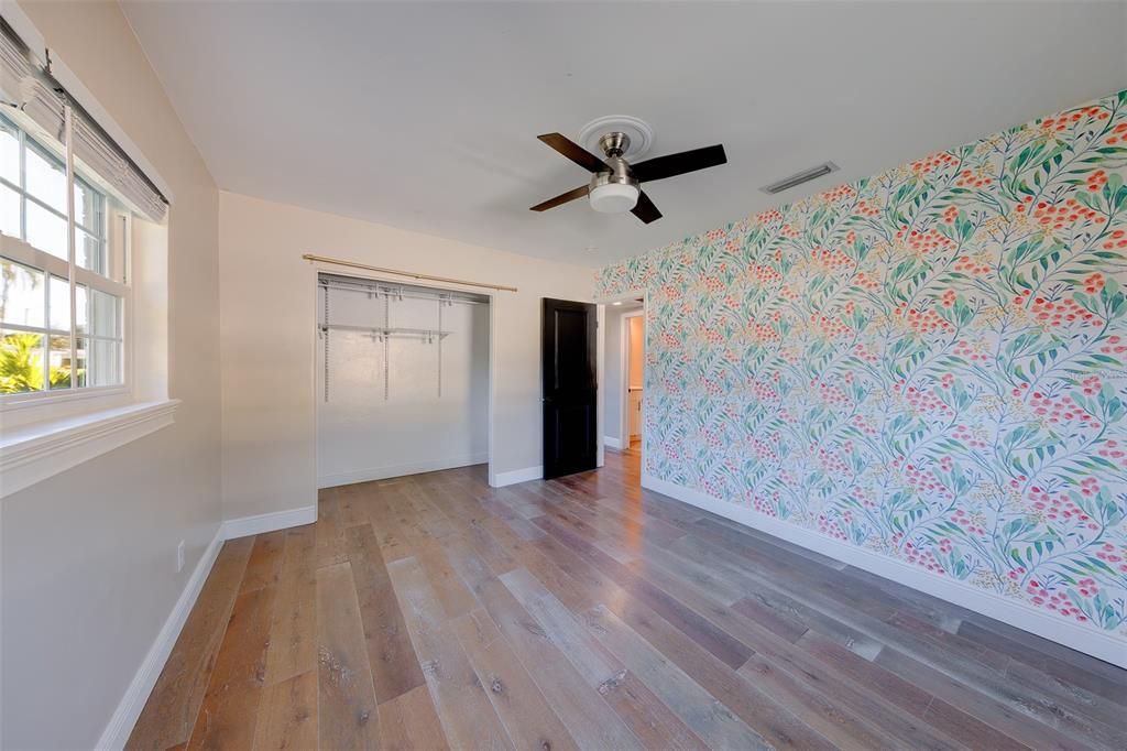 En Venta: $640,000 (4 camas, 2 baños, 1846 Pies cuadrados)