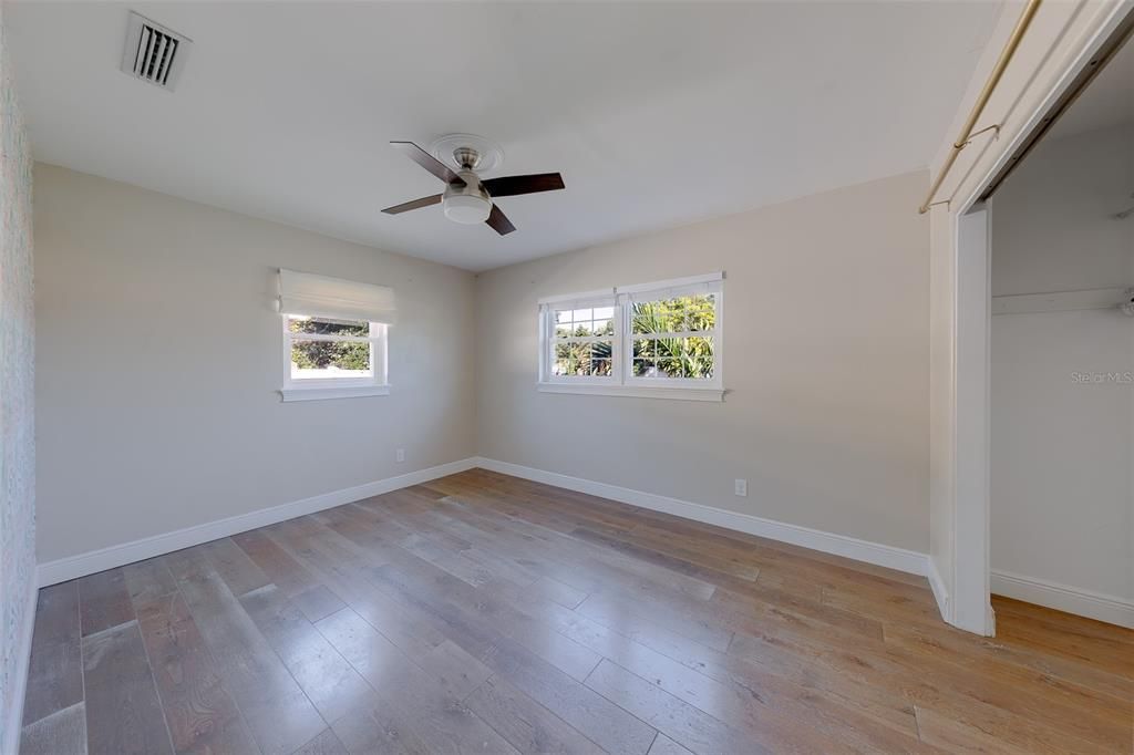 En Venta: $640,000 (4 camas, 2 baños, 1846 Pies cuadrados)