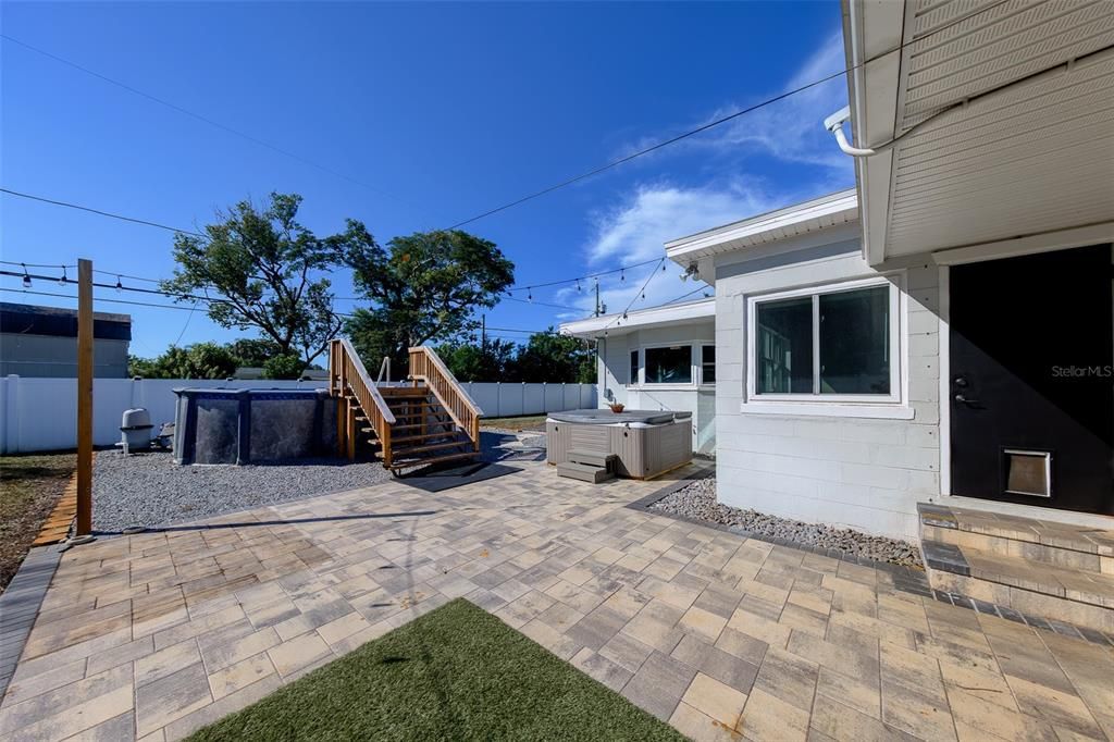 En Venta: $640,000 (4 camas, 2 baños, 1846 Pies cuadrados)