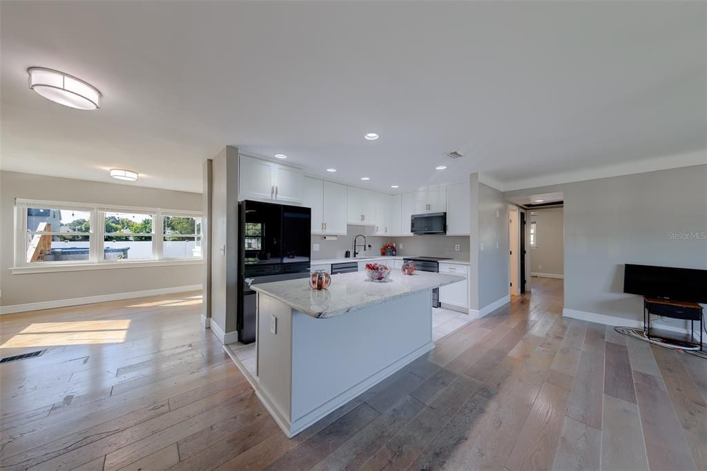 En Venta: $640,000 (4 camas, 2 baños, 1846 Pies cuadrados)