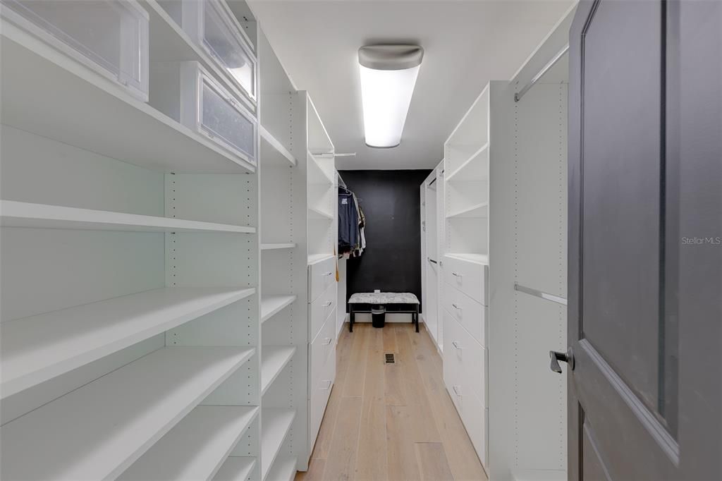 En Venta: $640,000 (4 camas, 2 baños, 1846 Pies cuadrados)
