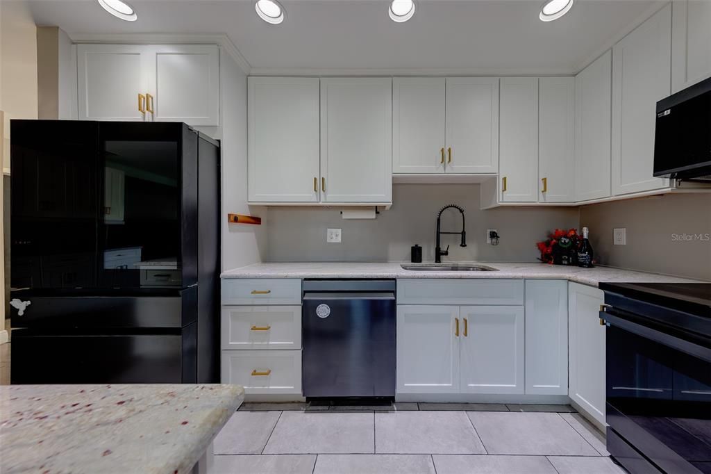 En Venta: $640,000 (4 camas, 2 baños, 1846 Pies cuadrados)