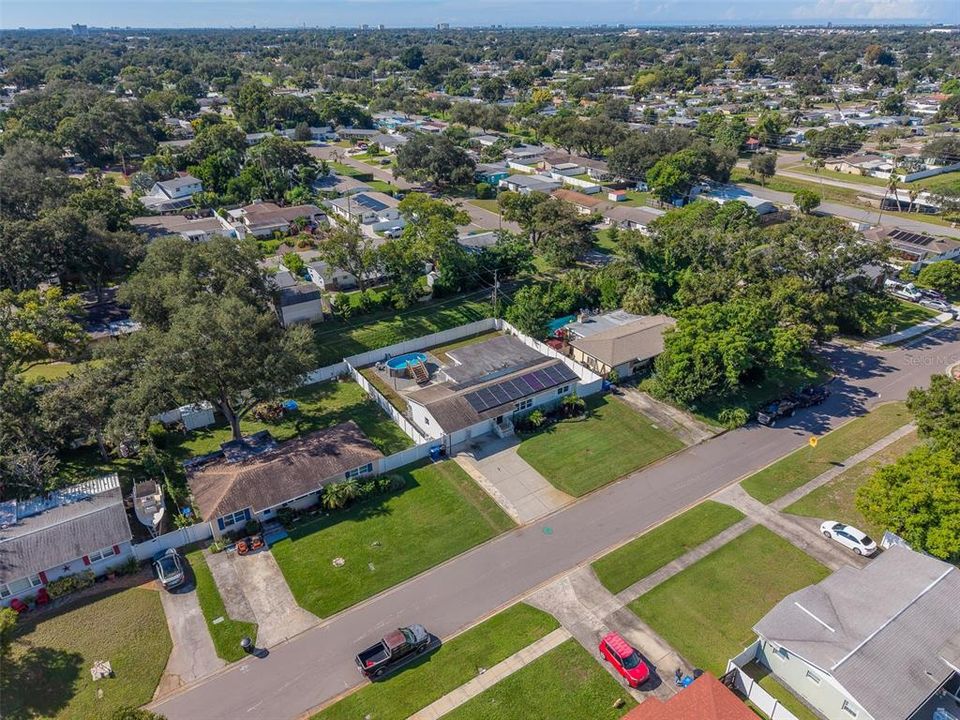 En Venta: $640,000 (4 camas, 2 baños, 1846 Pies cuadrados)