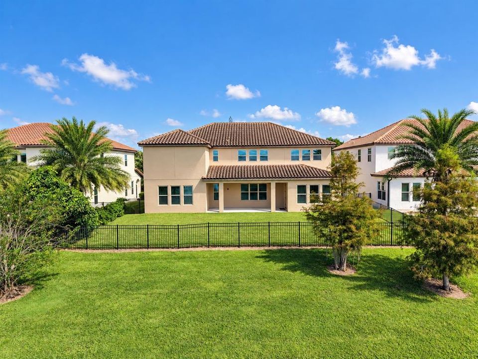For Sale: $1,189,000 (5 beds, 4 baths, 4999 Square Feet)