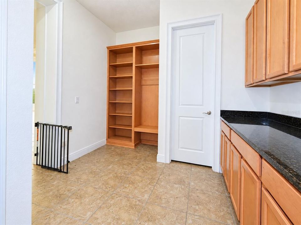 For Sale: $1,189,000 (5 beds, 4 baths, 4999 Square Feet)