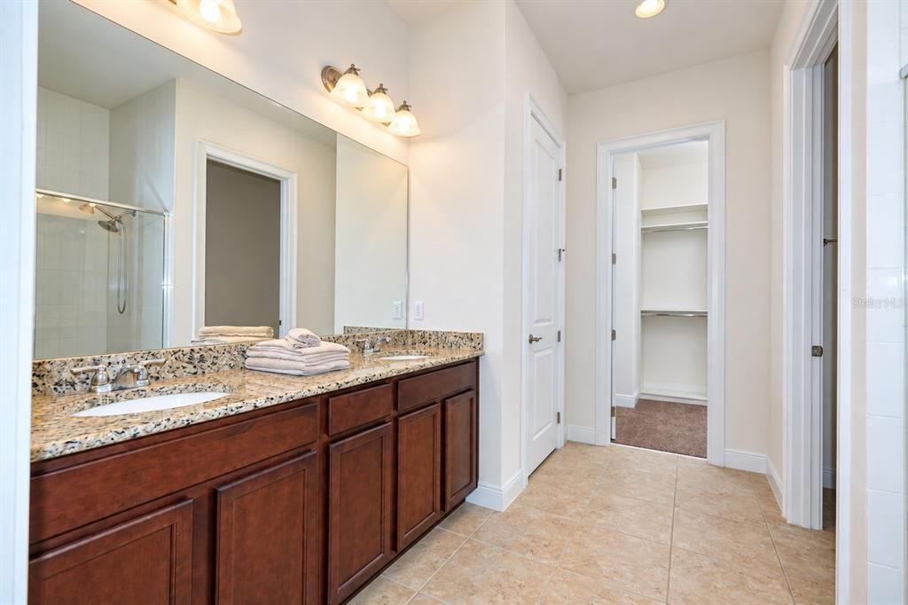 For Sale: $1,189,000 (5 beds, 4 baths, 4999 Square Feet)