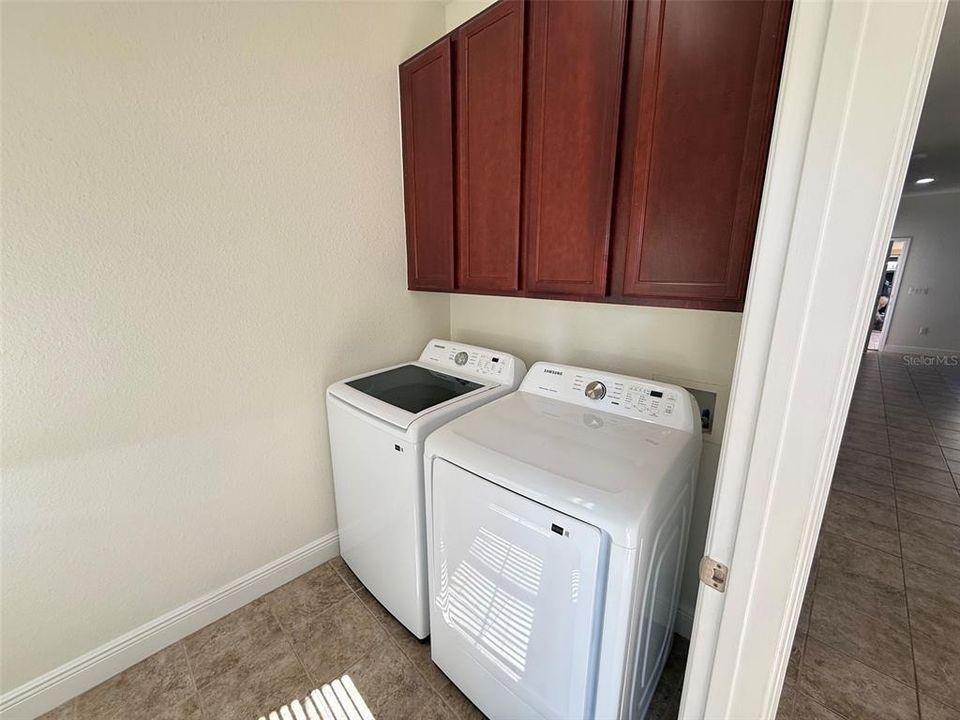 В аренду: $2,295 (3 спален, 2 ванн, 1772 Квадратных фут)