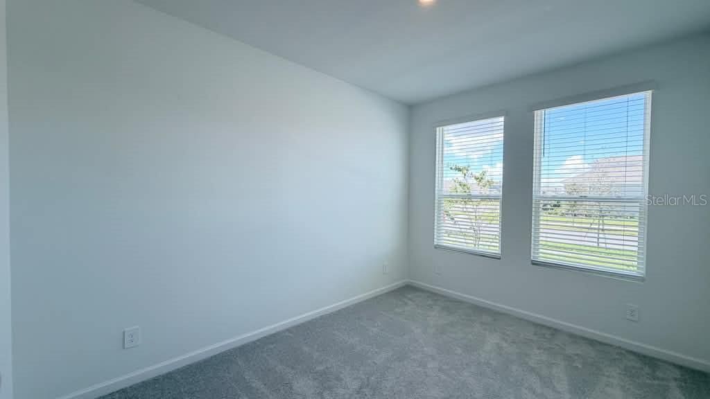 В аренду: $3,050 (5 спален, 3 ванн, 2546 Квадратных фут)