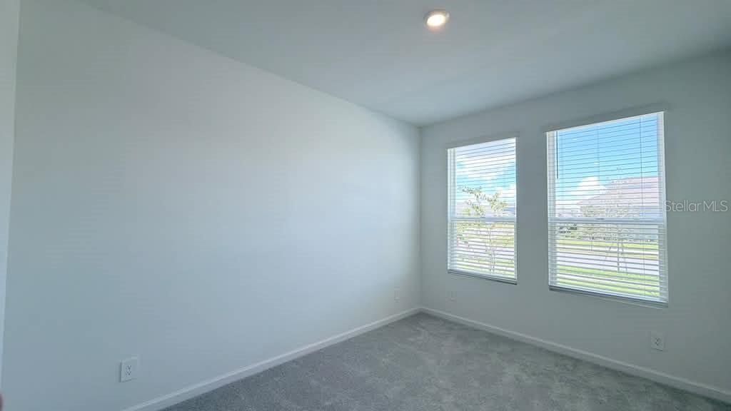 В аренду: $3,050 (5 спален, 3 ванн, 2546 Квадратных фут)