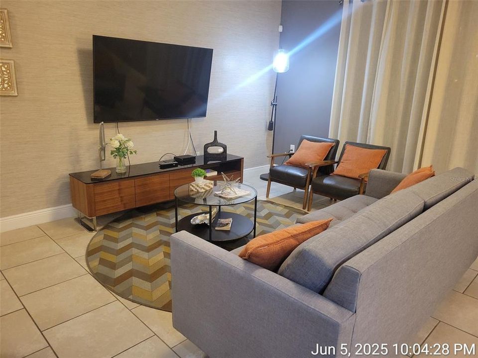 En Renta: $3,950 (6 camas, 4 baños, 3035 Pies cuadrados)