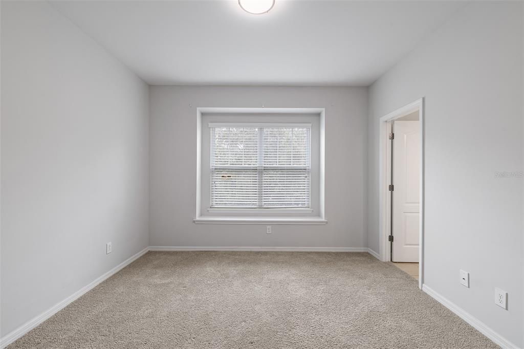 For Rent: $2,850 (3 beds, 2 baths, 1724 Square Feet)