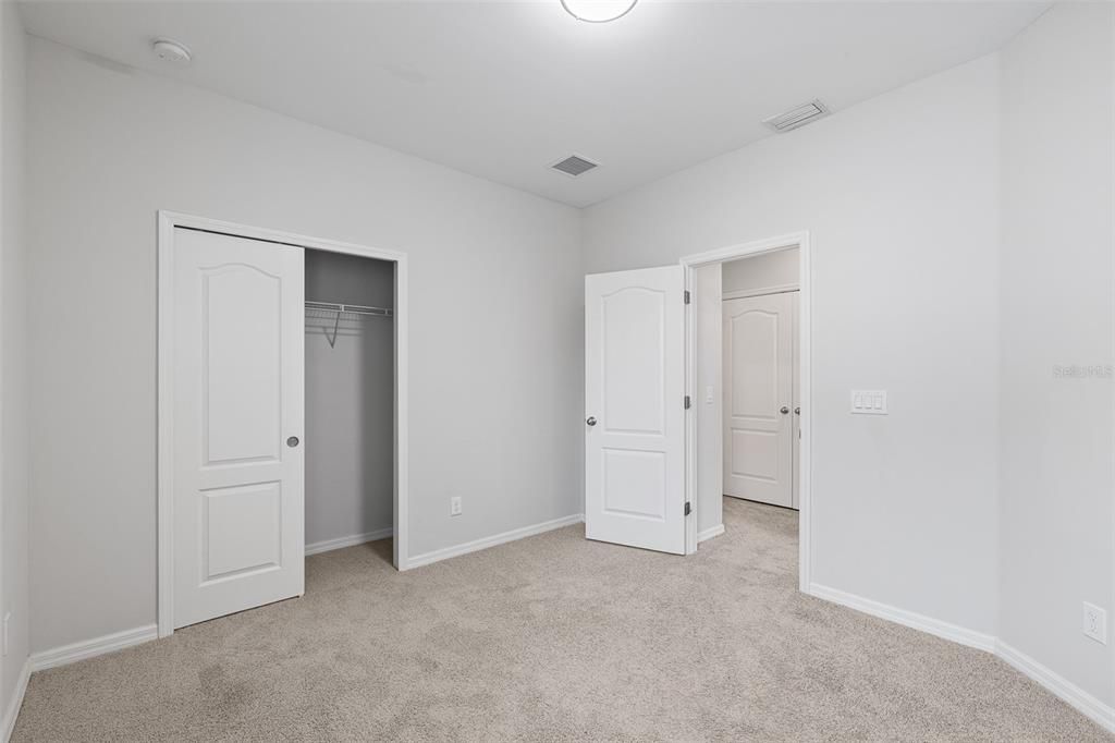 For Rent: $2,850 (3 beds, 2 baths, 1724 Square Feet)