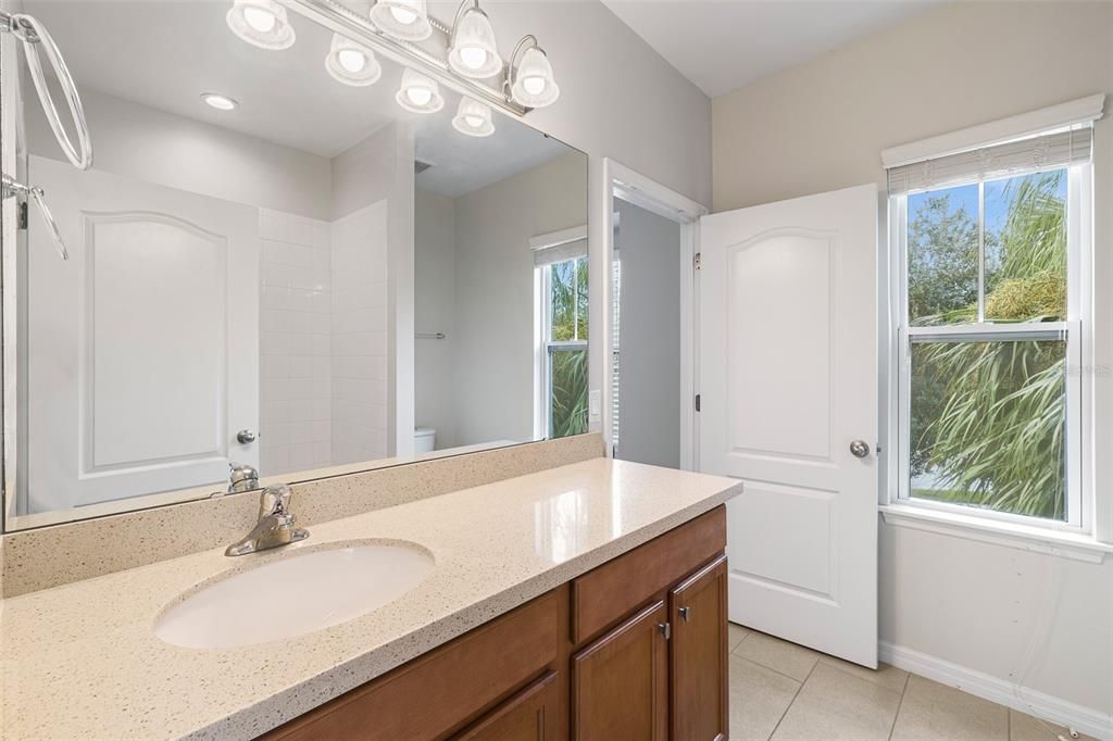 For Rent: $2,850 (3 beds, 2 baths, 1724 Square Feet)