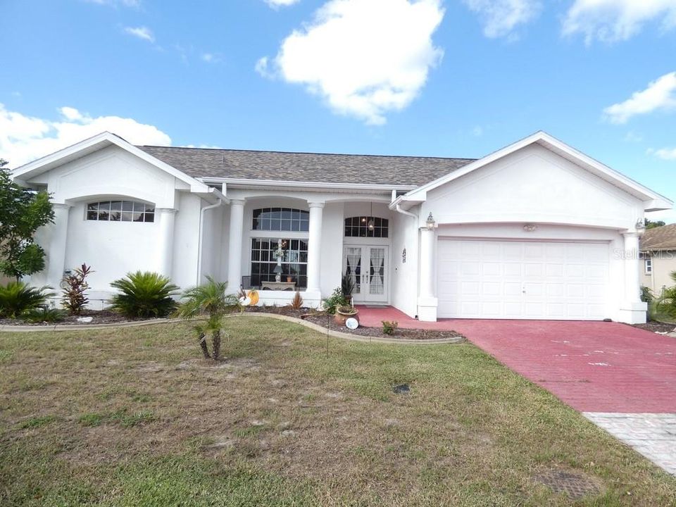 En Venta: $419,900 (3 camas, 3 baños, 1916 Pies cuadrados)