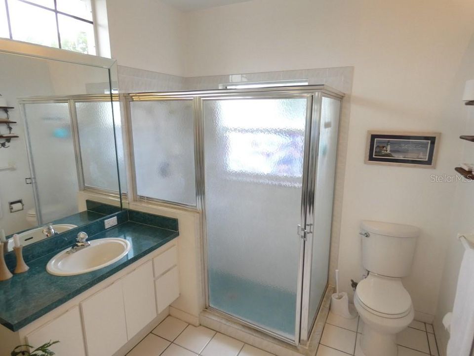 En Venta: $419,900 (3 camas, 3 baños, 1916 Pies cuadrados)