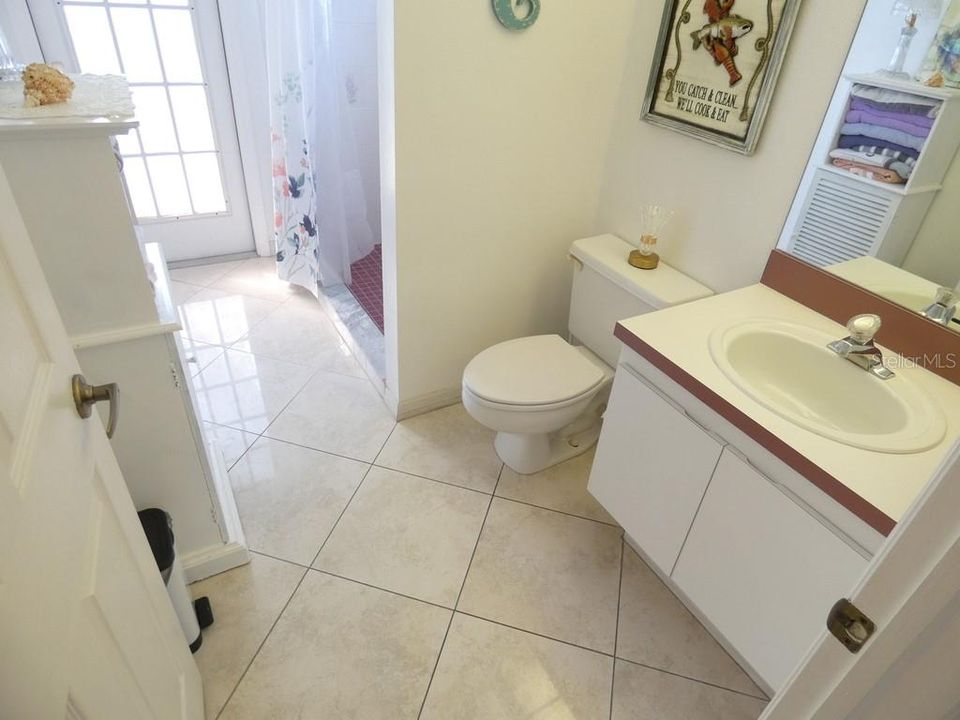 En Venta: $419,900 (3 camas, 3 baños, 1916 Pies cuadrados)