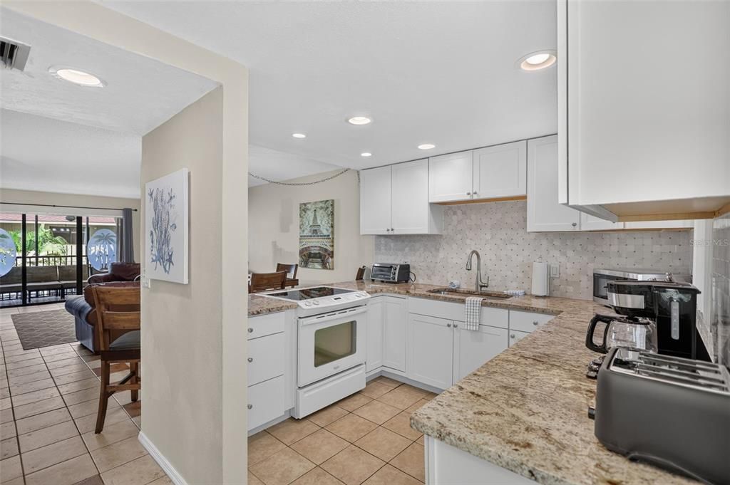 En Venta: $449,000 (2 camas, 2 baños, 1101 Pies cuadrados)