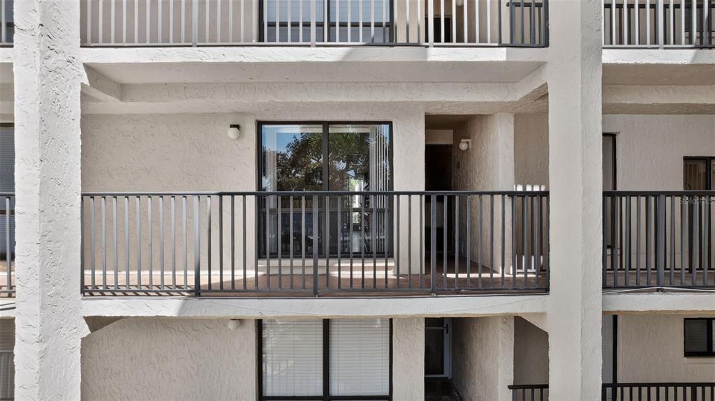 En Venta: $449,000 (2 camas, 2 baños, 1101 Pies cuadrados)