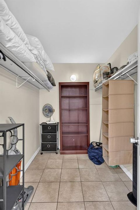 En Venta: $449,000 (2 camas, 2 baños, 1101 Pies cuadrados)