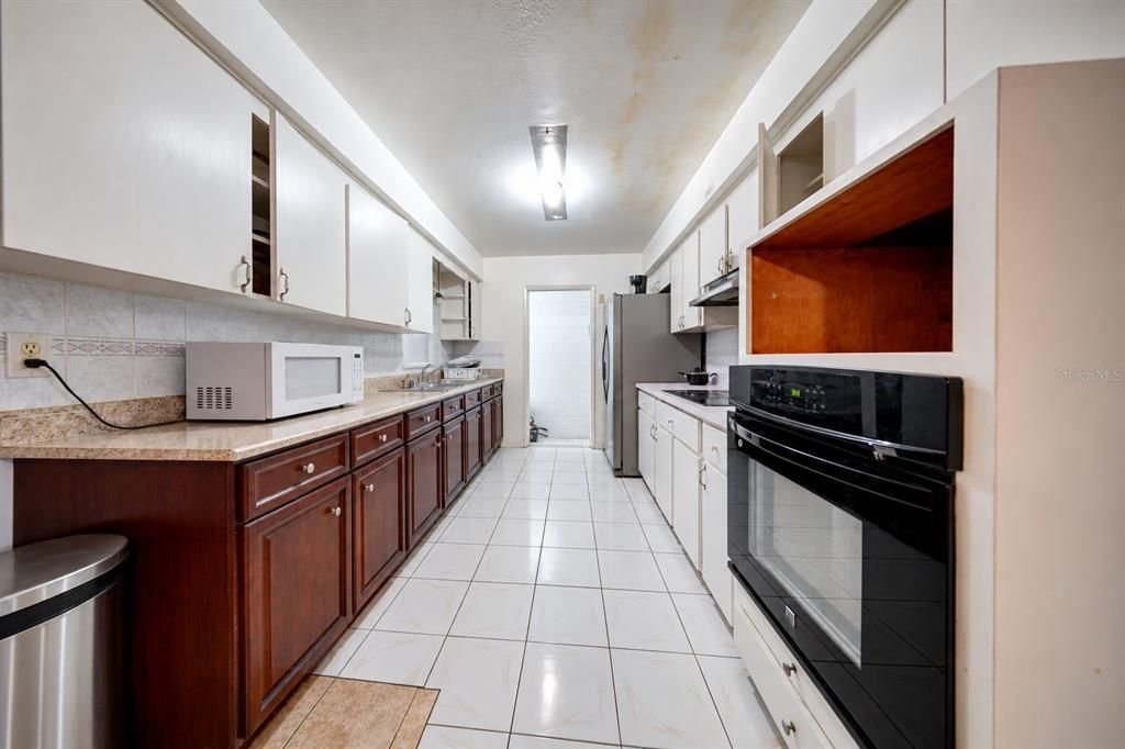 En Venta: $550,000 (3 camas, 2 baños, 1433 Pies cuadrados)