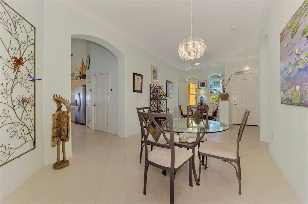For Sale: $695,000 (3 beds, 2 baths, 1718 Square Feet)