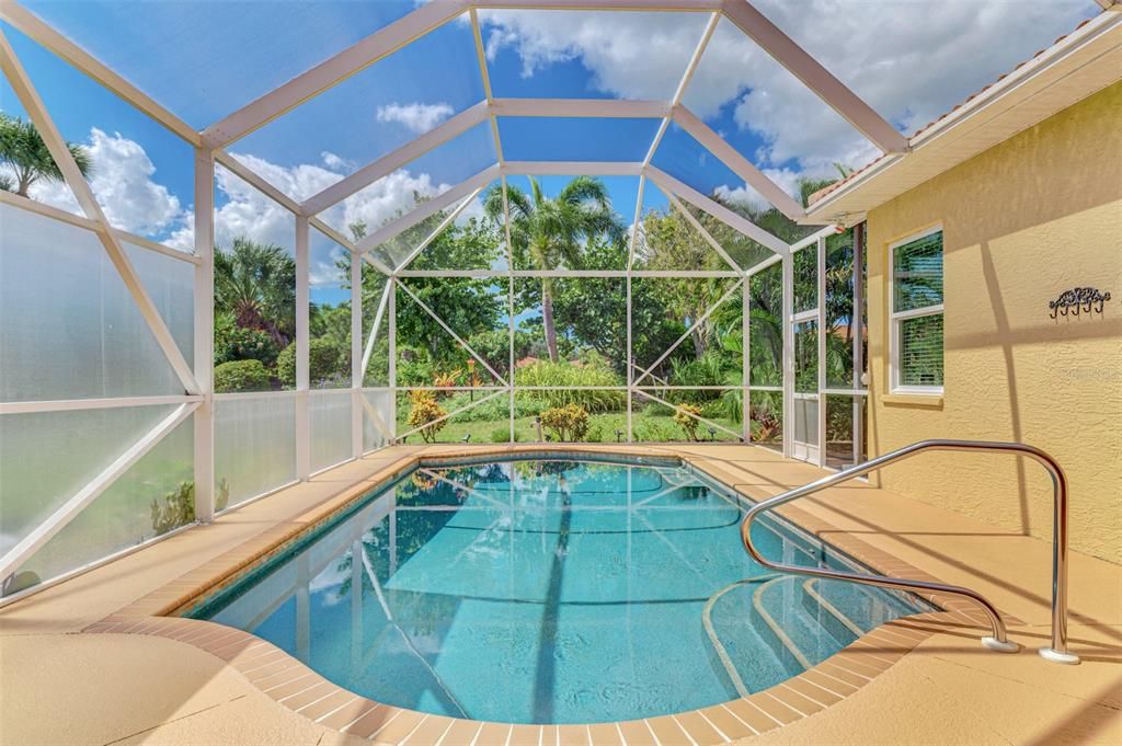 For Sale: $695,000 (3 beds, 2 baths, 1718 Square Feet)