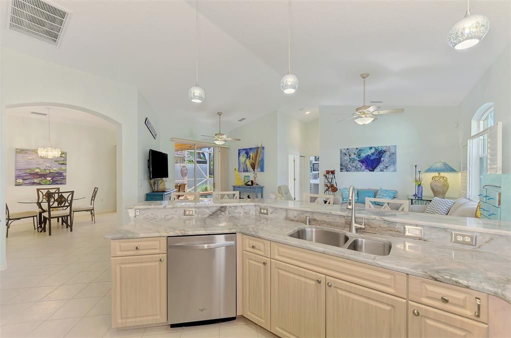 For Sale: $695,000 (3 beds, 2 baths, 1718 Square Feet)