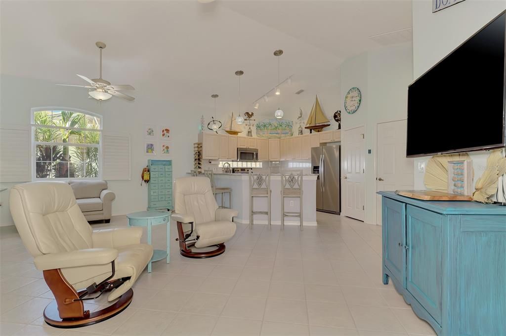 For Sale: $695,000 (3 beds, 2 baths, 1718 Square Feet)