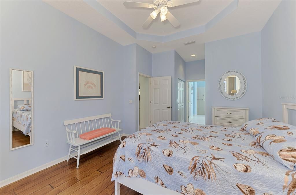For Sale: $695,000 (3 beds, 2 baths, 1718 Square Feet)
