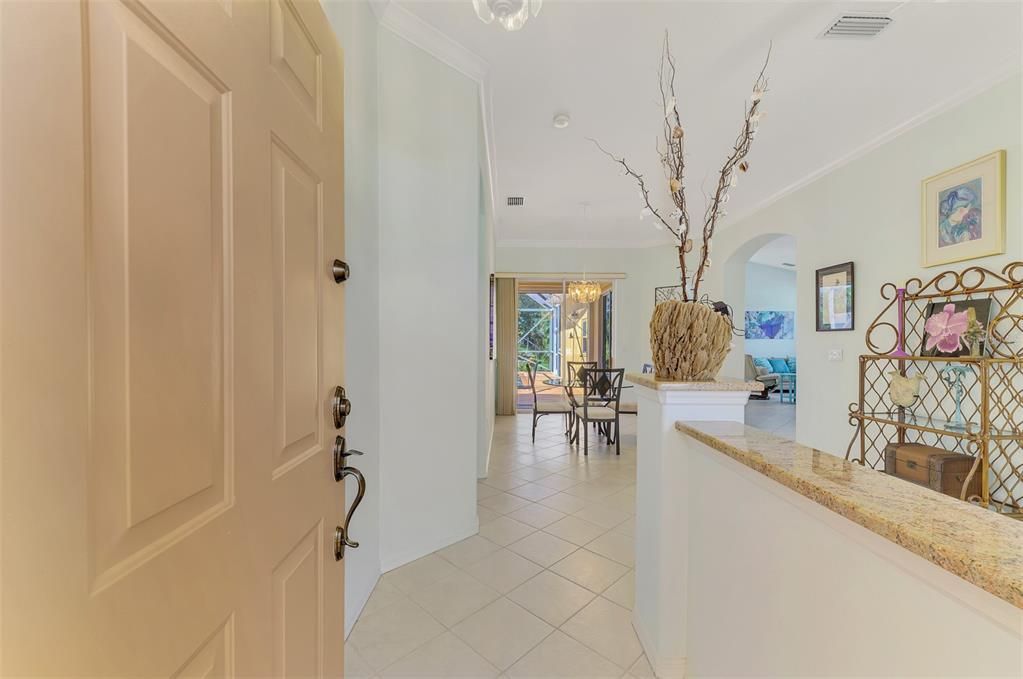For Sale: $695,000 (3 beds, 2 baths, 1718 Square Feet)