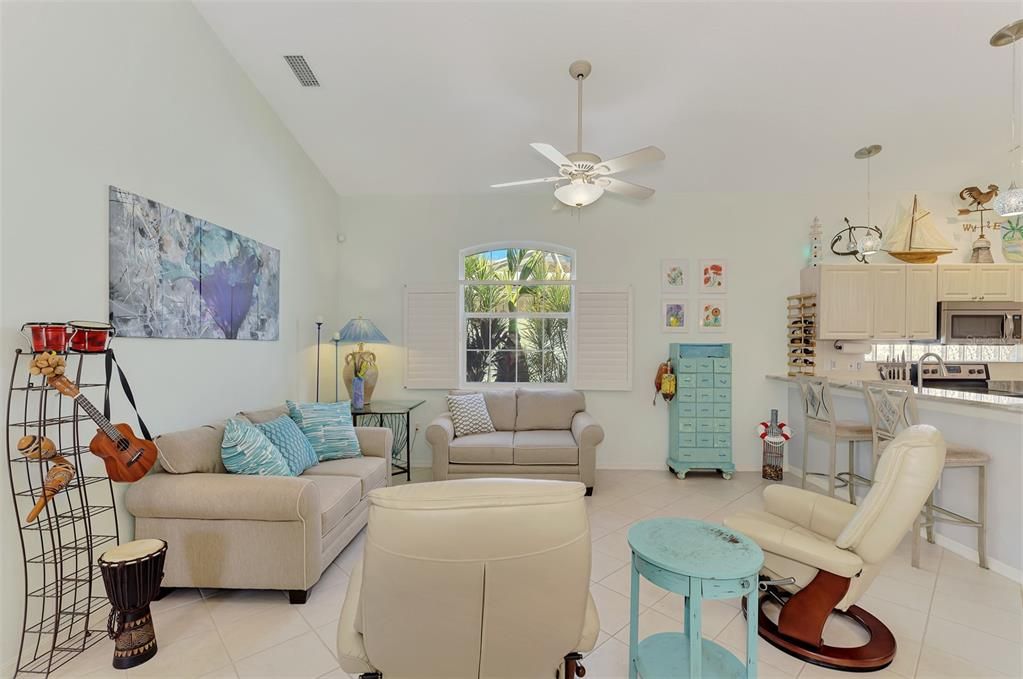 For Sale: $695,000 (3 beds, 2 baths, 1718 Square Feet)