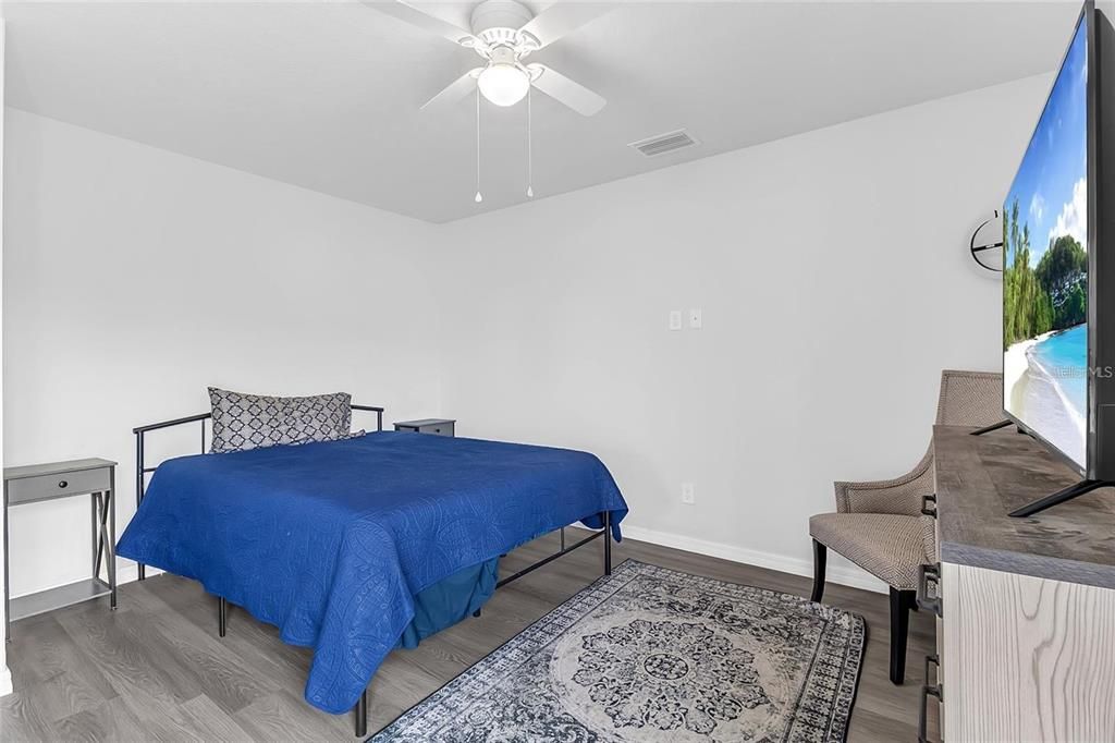 For Rent: $1,625 (3 beds, 2 baths, 1226 Square Feet)