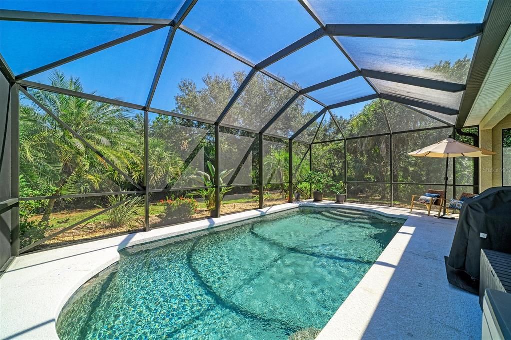 Activo con contrato: $519,000 (3 camas, 2 baños, 2075 Pies cuadrados)
