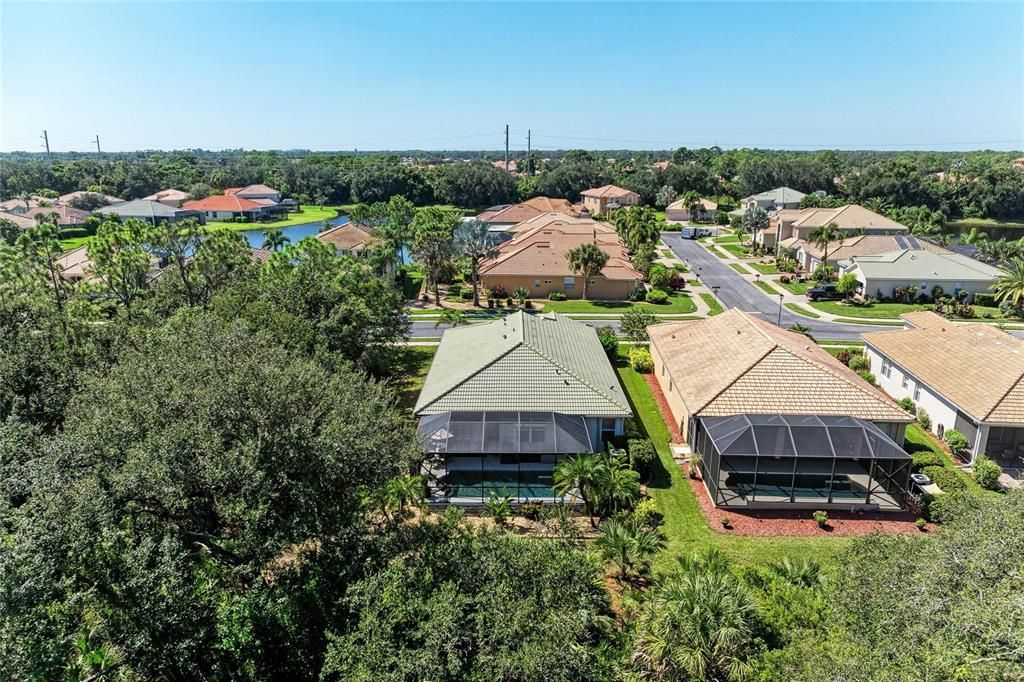 Activo con contrato: $519,000 (3 camas, 2 baños, 2075 Pies cuadrados)