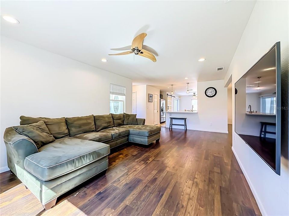 En Venta: $525,000 (3 camas, 2 baños, 1488 Pies cuadrados)