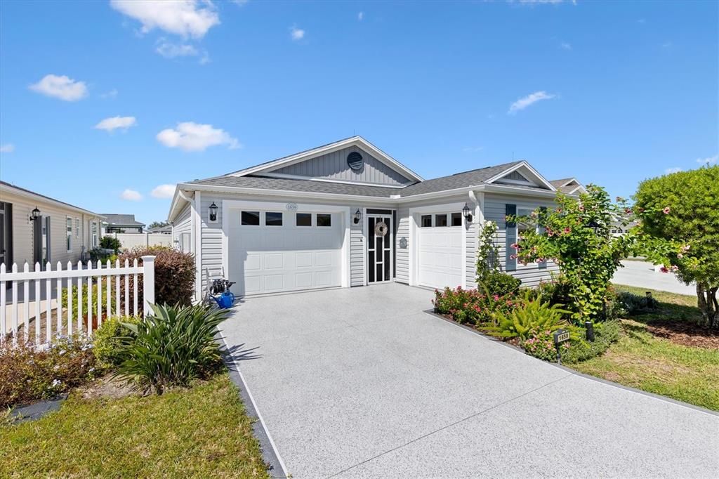 For Sale: $309,000 (2 beds, 2 baths, 1434 Square Feet)