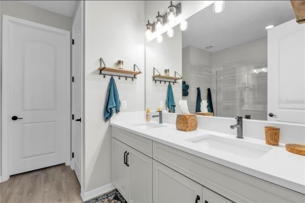 En Renta: $2,995 (4 camas, 3 baños, 2613 Pies cuadrados)