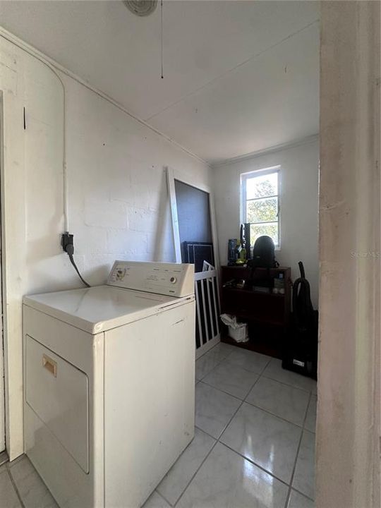 En Venta: $299,999 (2 camas, 1 baños, 709 Pies cuadrados)