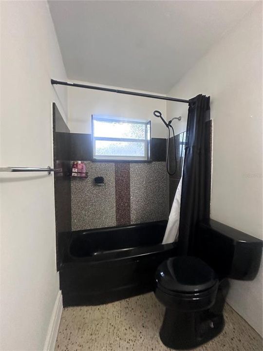 En Venta: $299,999 (2 camas, 1 baños, 709 Pies cuadrados)