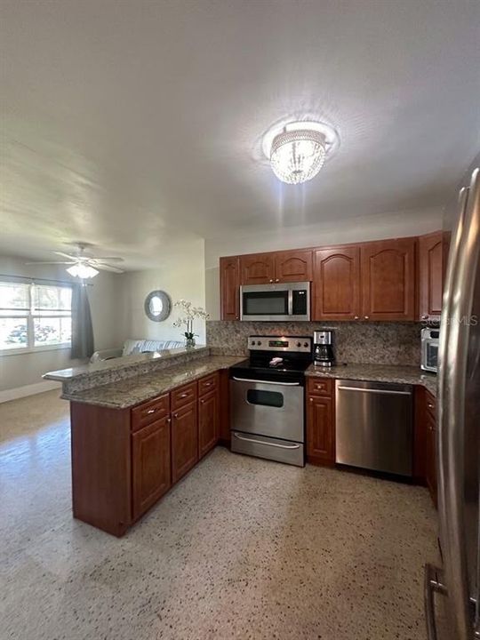 En Venta: $299,999 (2 camas, 1 baños, 709 Pies cuadrados)