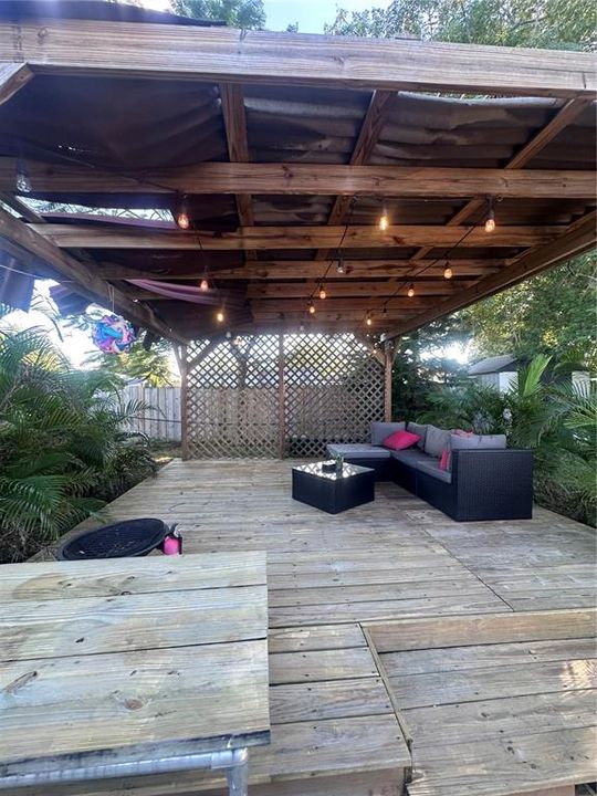 En Venta: $299,999 (2 camas, 1 baños, 709 Pies cuadrados)