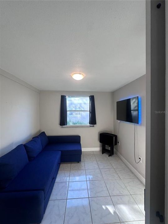 En Venta: $299,999 (2 camas, 1 baños, 709 Pies cuadrados)