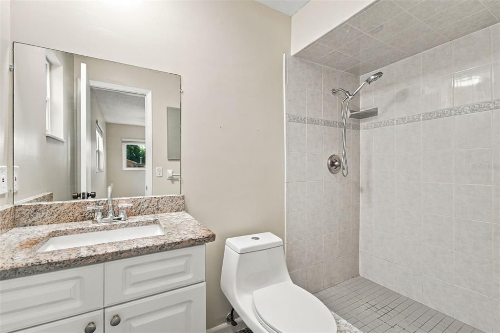 For Sale: $374,900 (3 beds, 2 baths, 1244 Square Feet)