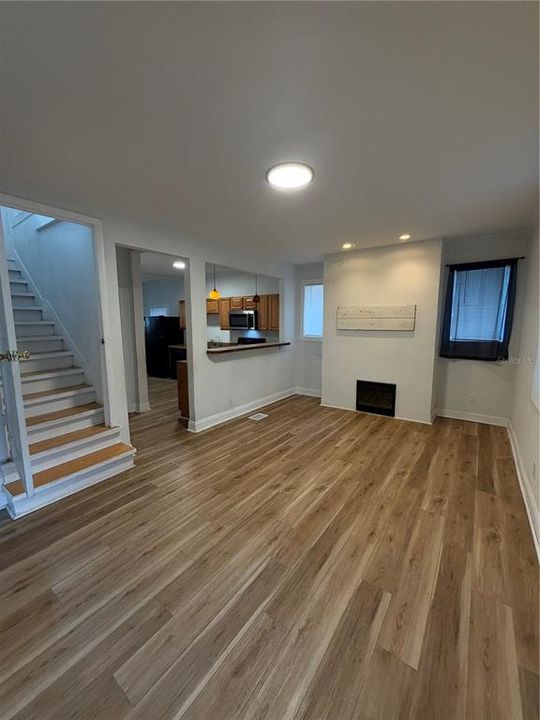 En Renta: $1,599 (3 camas, 2 baños, 1280 Pies cuadrados)