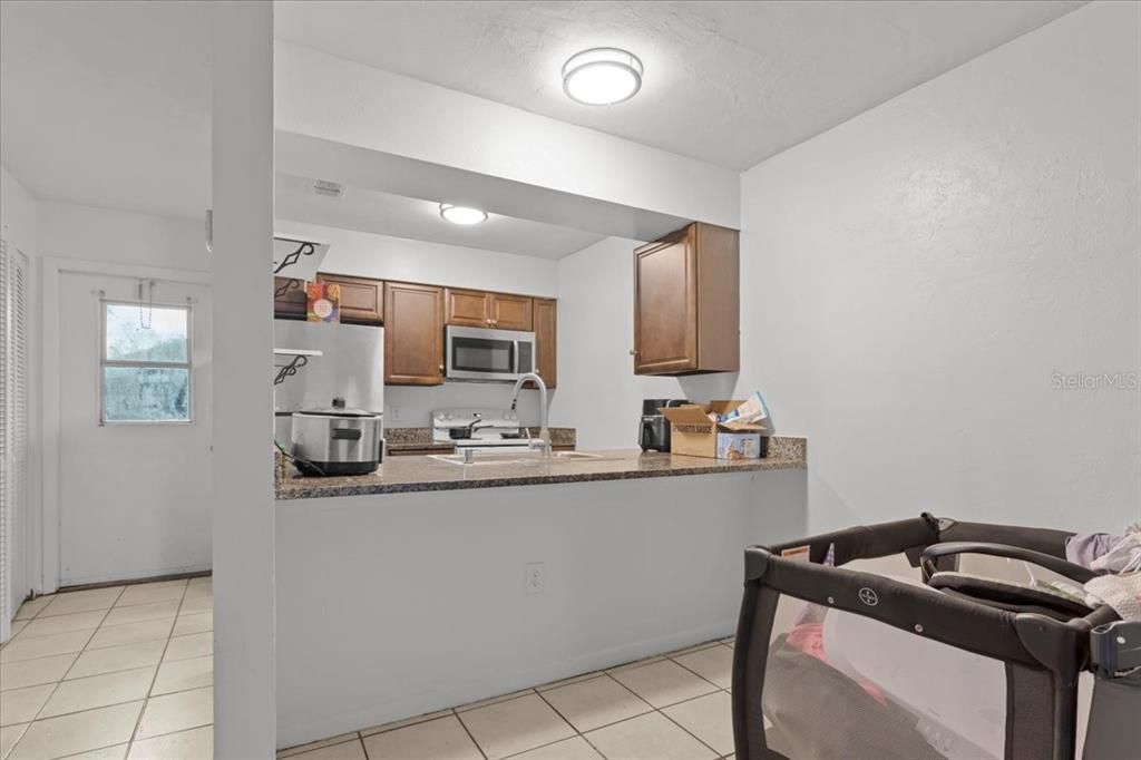 En Venta: $239,999 (4 camas, 2 baños, 1440 Pies cuadrados)