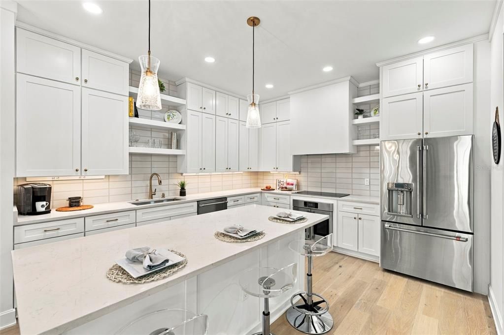 For Sale: $925,000 (3 beds, 3 baths, 2397 Square Feet)