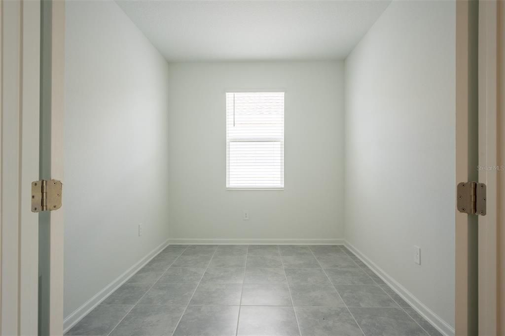 En Renta: $2,550 (4 camas, 3 baños, 1990 Pies cuadrados)
