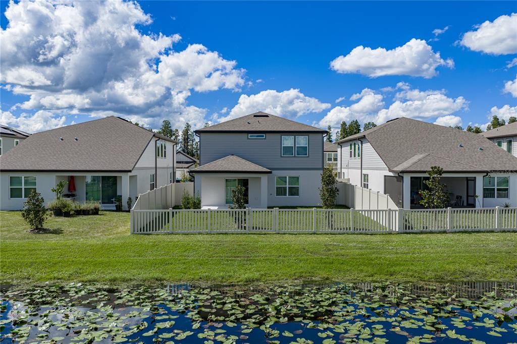 For Sale: $449,900 (5 beds, 3 baths, 2586 Square Feet)