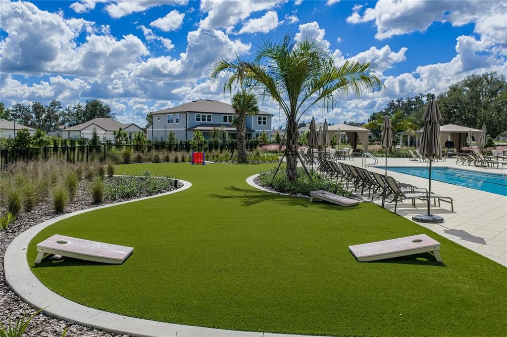 For Sale: $449,900 (5 beds, 3 baths, 2586 Square Feet)
